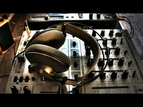 DJ S.P.U.D-set it off (radio mix)HQ