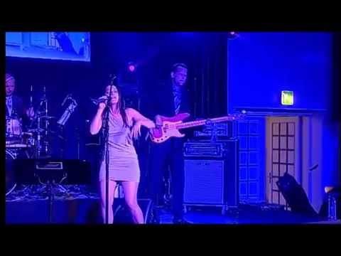 Melody DYLEM - Tu planes sur moi (LIVE)