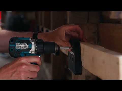 Thomas Hansen installing PANNIERDOCK in his garage