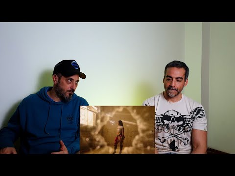 NATHY PELUSO, Tiago PZK - ELLA TIENE (Video Oficial) // Disgusting Reacciona