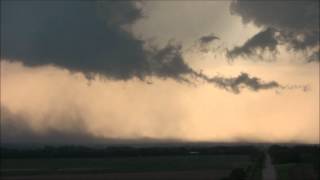 preview picture of video 'Supercell in Seward, Nebraska May 23, 2012  (StormChaseMedia.com)'