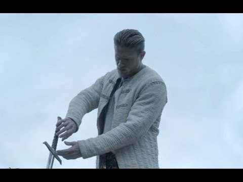 King Arthur - Il potere della spada - Clip dal film "Con due mani"