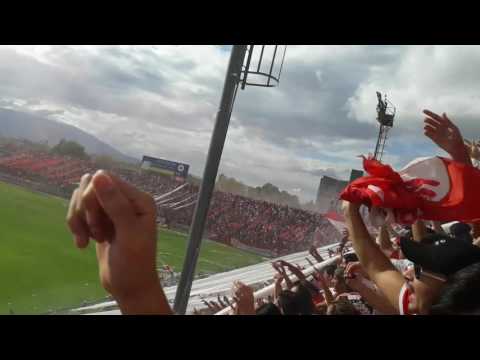 "Recibimiento en ciudadelaðŸ”´âšªðŸ”´" Barra: La Banda del Camion • Club: San Martín de Tucumán