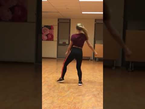 Anna  Steklova @DancaZouk Today was just enjoying my demo after