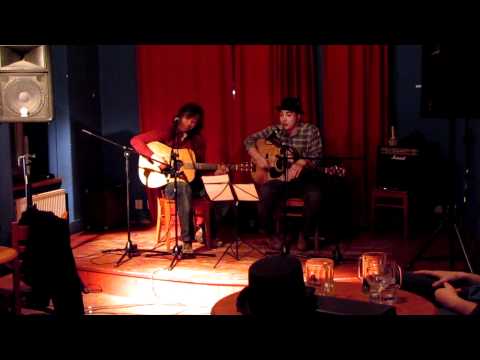 Luboš Pravda , Luboš Maškara - Sedávám na domovních schodech