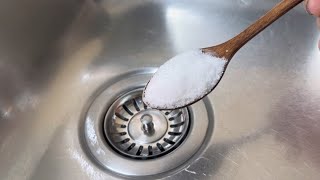 🔥 Throw salt in the sink and it will never clog again !