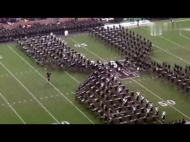 Невероятная синхронность движений во время показательного выступления