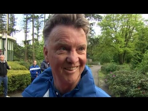 Luis Van Gaal Says He Would Love Manchester United Job - 'The Biggest Club In The World'