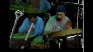 Glastonbury 2000: Cypress Hill - I Ain&#39;t Goin&#39; Out Like That / Tribal Jam