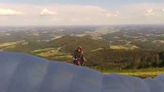 preview picture of video 'Paragleiten Stubenberg Kulm - ein solala Start ..'