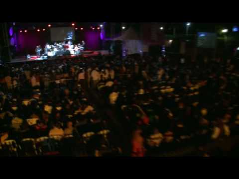 Hall & Oates Perform at the Jamaica Jazz and Blues Festival