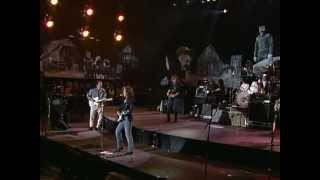Bonnie Raitt &amp; John Hiatt - Thing Called Love (Live at Farm Aid 1990)