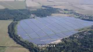 preview picture of video 'Solarpark - Solarkraftwerk und Photovoltaikanlage  Neuhardenberg'