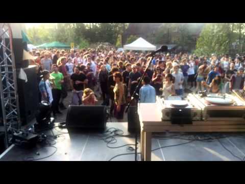 Lionpulse's King Gerard at the Control