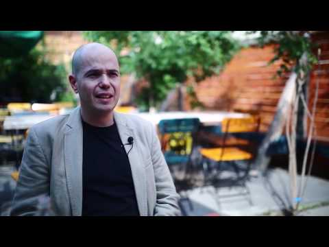 Szántó T Gábor író, a Szombat főszerkesztője az identitáskeresésről beszélt.