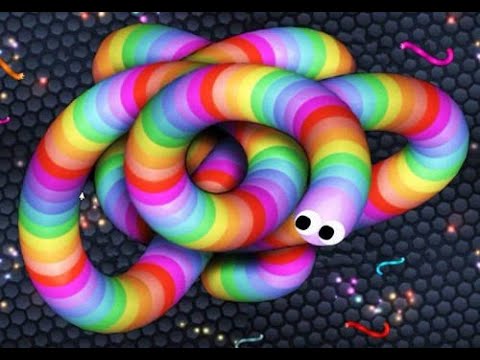 Slither.oi Big Slither snake VS Tiny hacker Snake//Epic slither gameplay(WormsZone.oi)