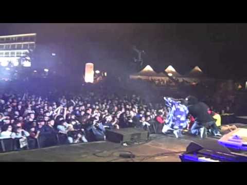 M.anifest performs 'Blackstar' (prod. by Richy Pitch) Live with Africa Express @ Festa Dos Mundos