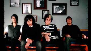 Pierce the veil-Roots beneath ideals.wmv