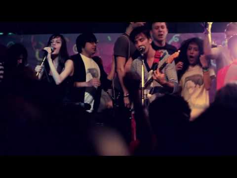 Wild Moccasins @ Walter's on Washington (Test Video)