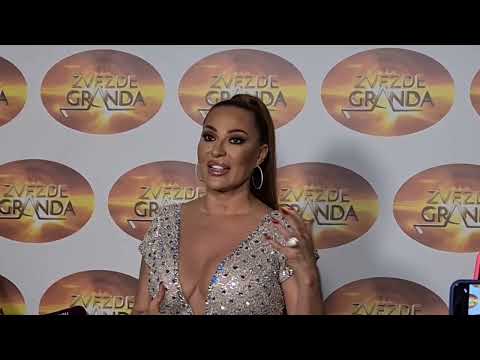 HALJINA OD 10 KILA I 10000 EVRA, DUBOK DEKOLTE.Ceca urnisala Bosanca: “Hoće preko mene u medije”