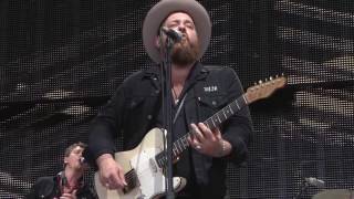 Nathaniel Rateliff &amp; The Night Sweats – Howling at Nothing (Live at Farm Aid 2016)
