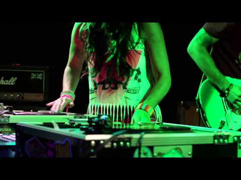 Dj Drea at the Viper Room on the Turntables  video by Freeman White III
