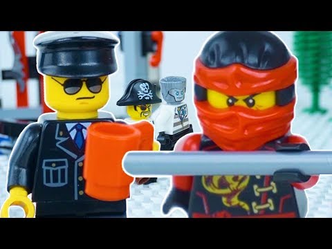 LEGO Ninjago Prison Break STOP MOTION w/ Kai, Zane And Captain Soto | Lego Ninjago | By Lego Worlds Video