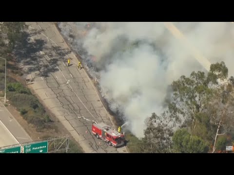 Video | Freeway fire in LA by Griffith Park and Hollywood sign