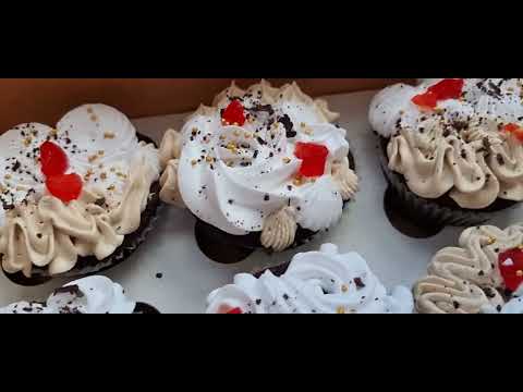 #cakeart #bakinglover #blackforestcake #youtubeshorts