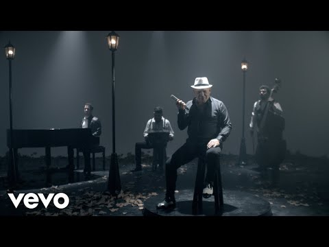 Alejandro Reyna - De Puro Curda (Official Video)