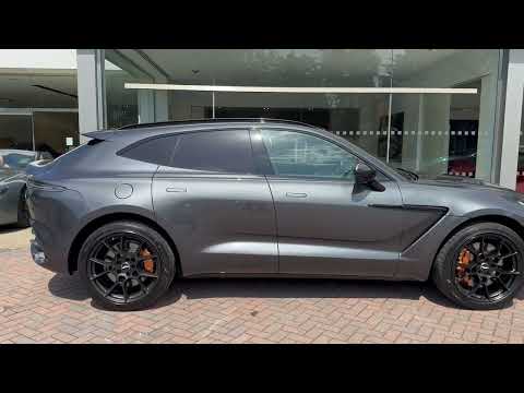 2021/21 DBX finished in Xenon Grey