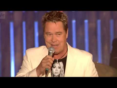 Markku Aro  -  Keskiyön aikaan