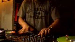 1. (Reutlingen) DJ Yooter freestyle @ Soulstation 111