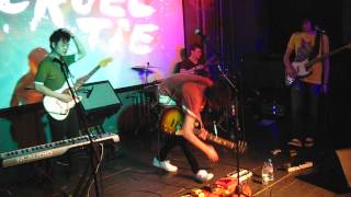 Cruel Tie-This Baby Won&#39;t Let You Go