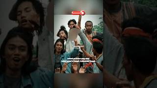 Download lagu Tragedi Sampit 2001 #sejarahkelam #sejarah #tragedisampit #indonesia #shorts #pelanggaranham #fyp mp3