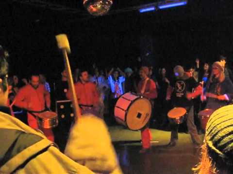 Maškare u Močvari - Zli Bubnjari