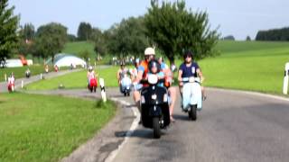 preview picture of video 'Vespa Treffen/ Ausfahrt Osterhofen 2012 4'