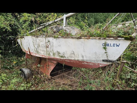 Finding our First Boat (Becalmed Stories) | 20ft Yacht Hurley 20 [Ep.3]