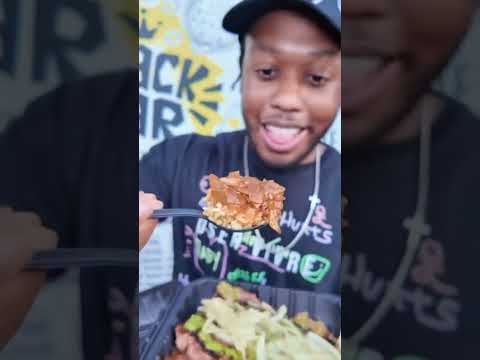 Good eats at Deli Boyz in Harlem #suya #jollof #lambchops