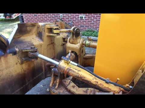 Komatsu D31A-16 Tilt Problem and Angle Video