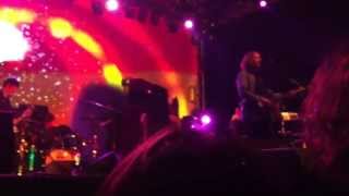 My Bloody Valentine - Who sees you - Live @ Estragon - 27-05-2013