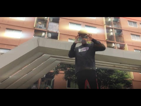 TAWANBULLET - ตรงนี้ (Prod.DELAY)