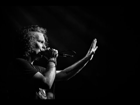 Even Flow - Pearl Jam UK (Full Video)