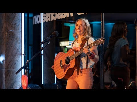 Ich wäre so gern seine Mutter - Miss Allie | NightWash