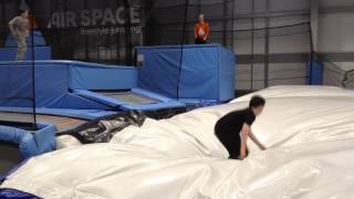 Me down at airspace!!!!!!!!:)