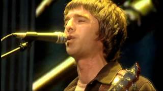 Oasis - Step Out (live in Wembley 2000)