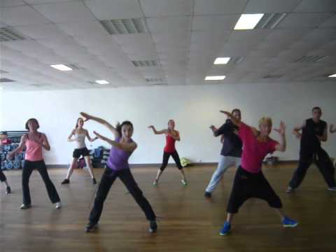 "Bella" Maitre Gims choreography by Sandra Samaison