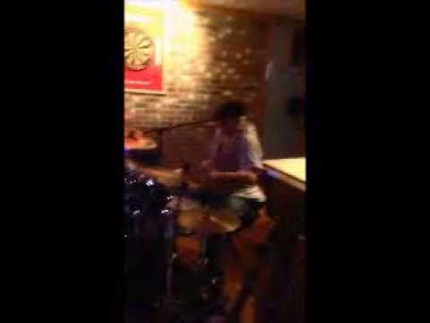 Steve DiGiovanni drum solo - Led Zeppelin, Moby Dick - with Little Ceesar at Juniors Lounge 20140126