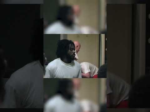 Pod Boss Sheckles Orders Two Inmates to Fight 😳⛓️ | 60 Days In | A&E #shorts