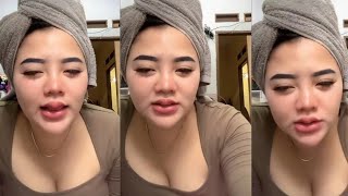 Download lagu Aunt Naya's sexy moans, bonus smooth cleavage😍 mp3